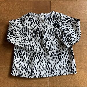 3/$10 CARTERS Baby girl top 9m